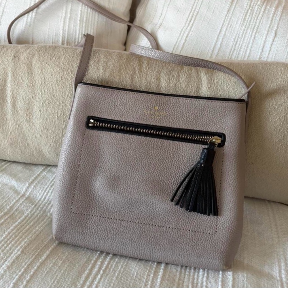 Elegant Taupe Handbag with Tassel Accent